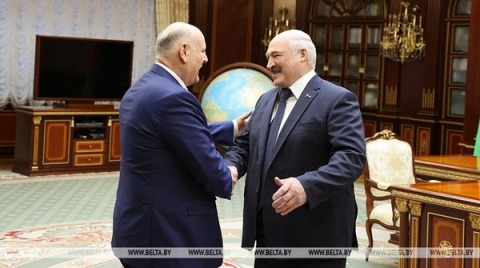 Лукашенко на&nbsp;встрече с&nbsp;Бжания в&nbsp;Минске: нынешняя встреча по-человечески очень важна, и&nbsp;отношения должны развиваться